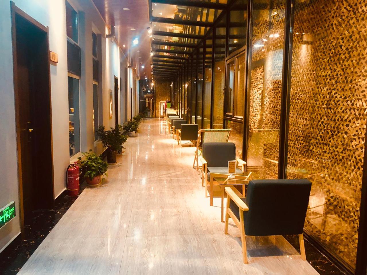 Lantern Hotel Χοχότ Εξωτερικό φωτογραφία